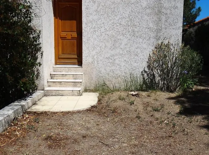 Sant Ambroggio Apartment *